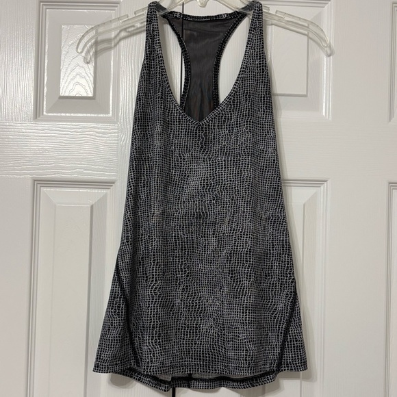 Lululemon Wild & Free Tank Top In Fall Net White & Black Size 6 - Picture 6 of 7
